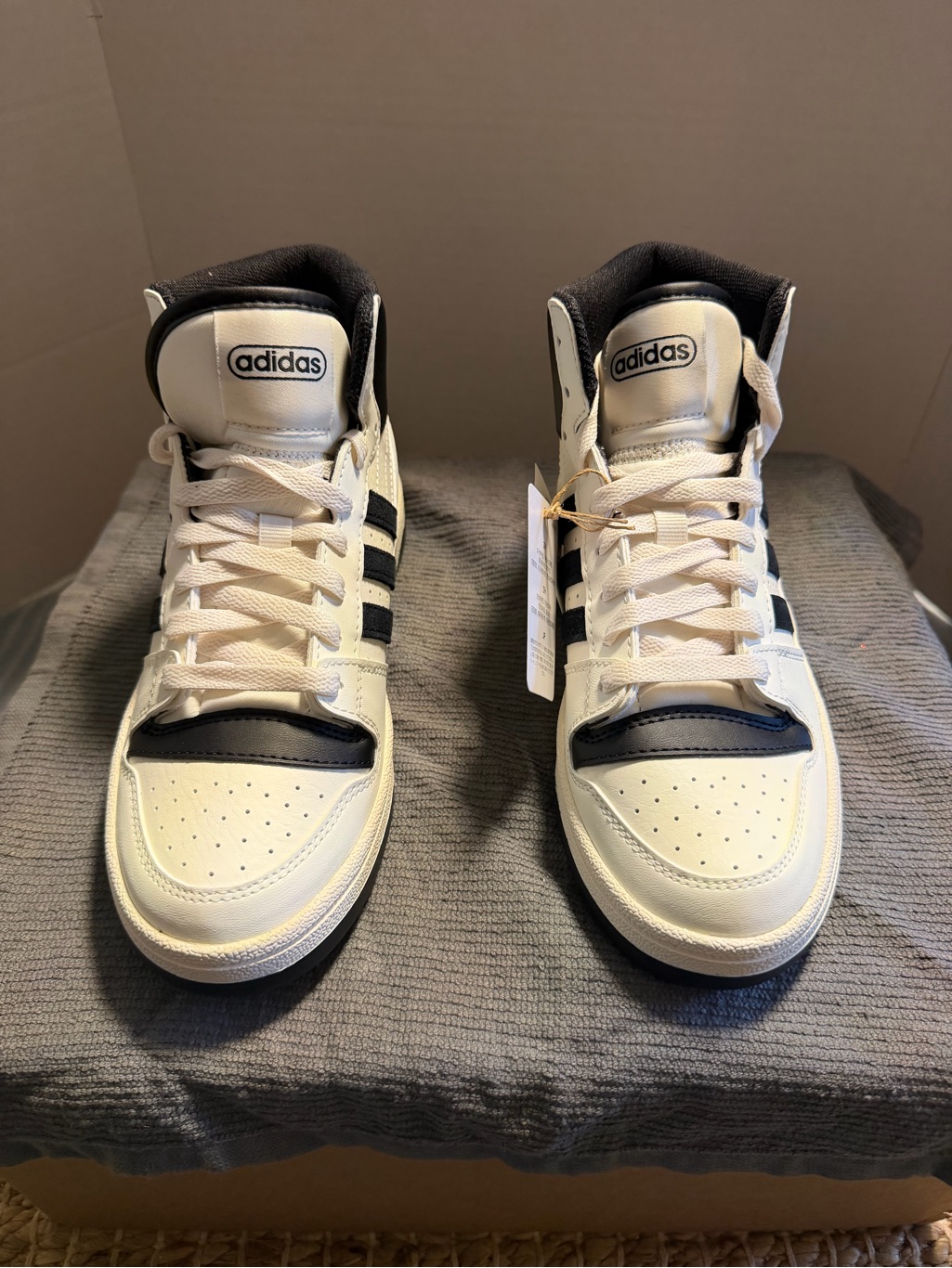 Adidas Break Start Mid Women’s Basketball Shoes Size 6.5 Nwt White Black